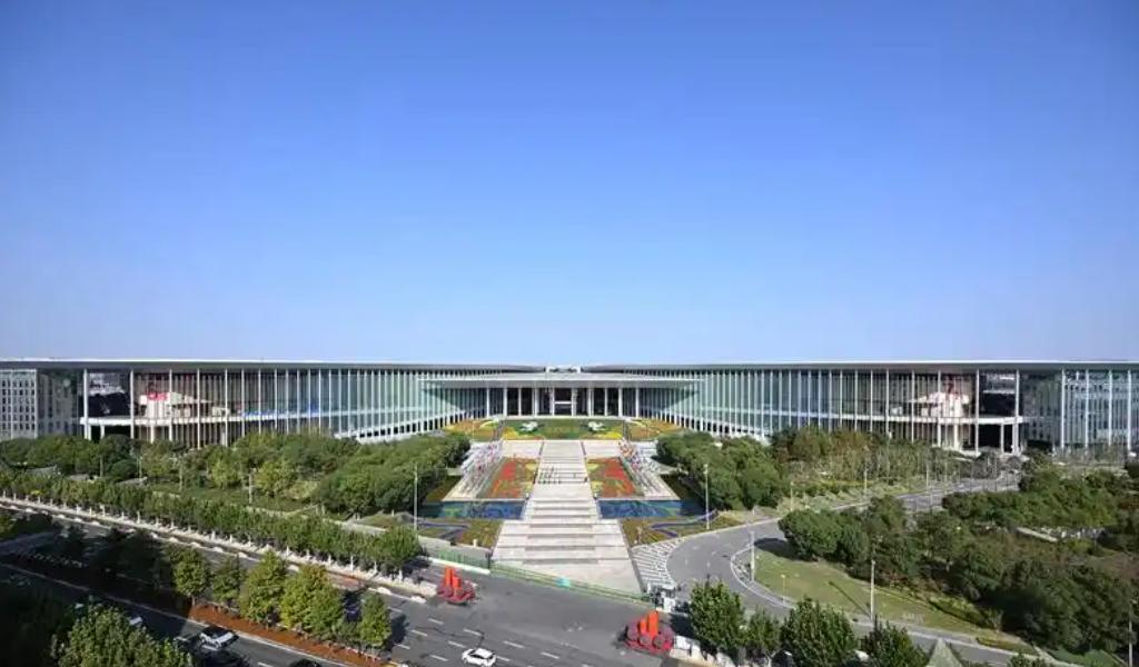 �������ڼ��Ϻ����۵ƹ⿪���ش�ģʽ