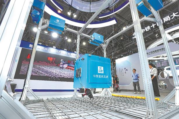 ��������2025���Ʒ��չ�ἰǱ��չ���걨����