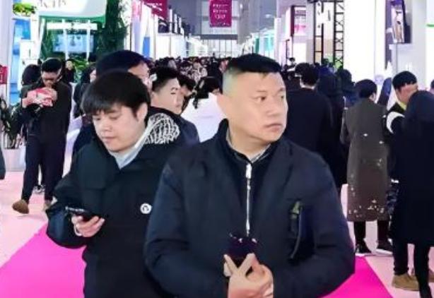 2025�й���֣�ݣ����ʷ�װ��֯���ϸ��ϼ���еչ����