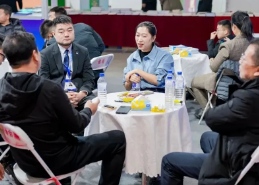 2025���ʮ�����Ϻ������������ᾧ�����豸չ����