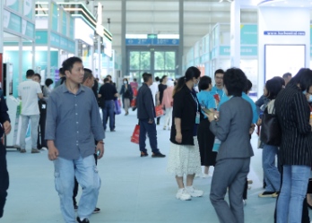 2025��ʮ�����Ϻ������鱦չ����