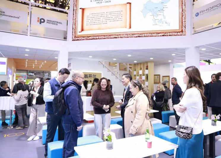 2026�ڰ˽��й��������������Ļ����β�ҵ���ײ�����