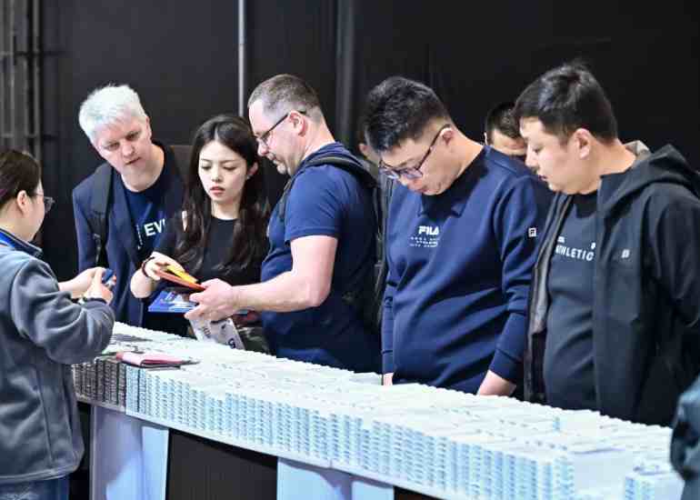 2027CMES�Ϻ����ʻ���չ(�Ϻ�����չ��