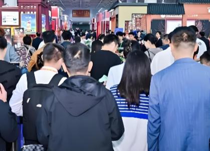 2026��17���в����人���Ǿ�ʳƷ���׻�